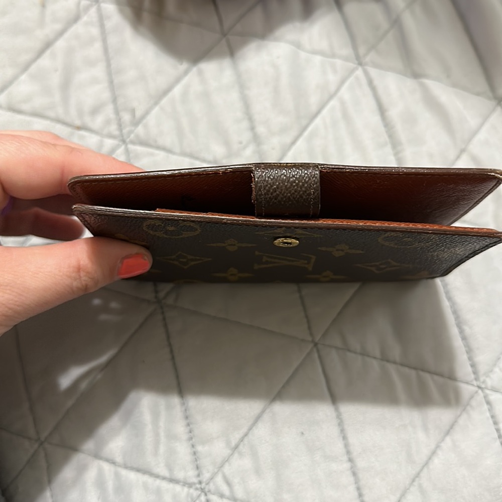 Louis Vuitton Small Ring Agenda Cover - Picture 5 of 7